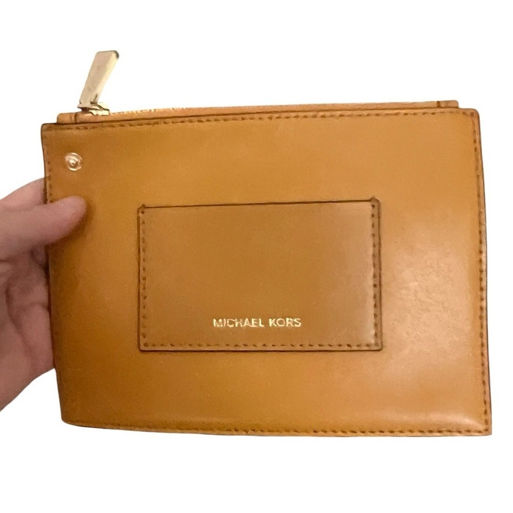 Michael Kors Leather Clutch Zip Coin Pouch With Card Pocket Snap On Accessory